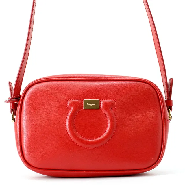 Ferragamo Gancini Ganchocity Shoulder Bag Red21H006 691324 Leather in Leather from GALLERY RARE