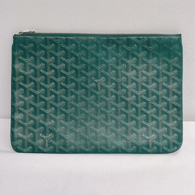 Goyard Snat Mm Pouch in green|gold Calfskin from Poshmark, photo 1 of 1