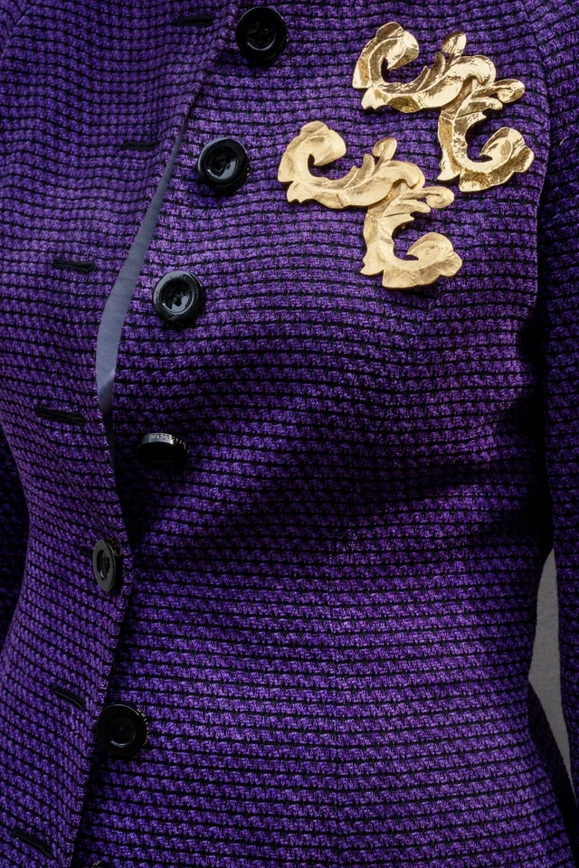 Chanel Large Antheus Leaf Scroll Brooch 1993 Matte Finish from Luxury Promise, photo 4 of 4