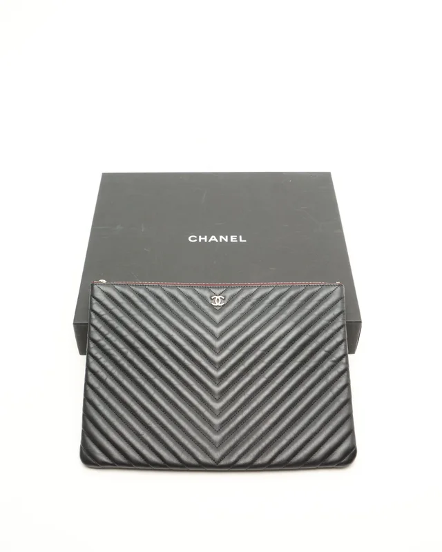 Chanel Coco Mark Lambskin Laptop Case, size 15-Inch in Lambskin from A Retro Tale, photo 2 of 8