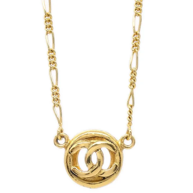 Chanel 1983 Round CC Gold Chain Pendant Necklace in Gold from AMORE Vintage Tokyo