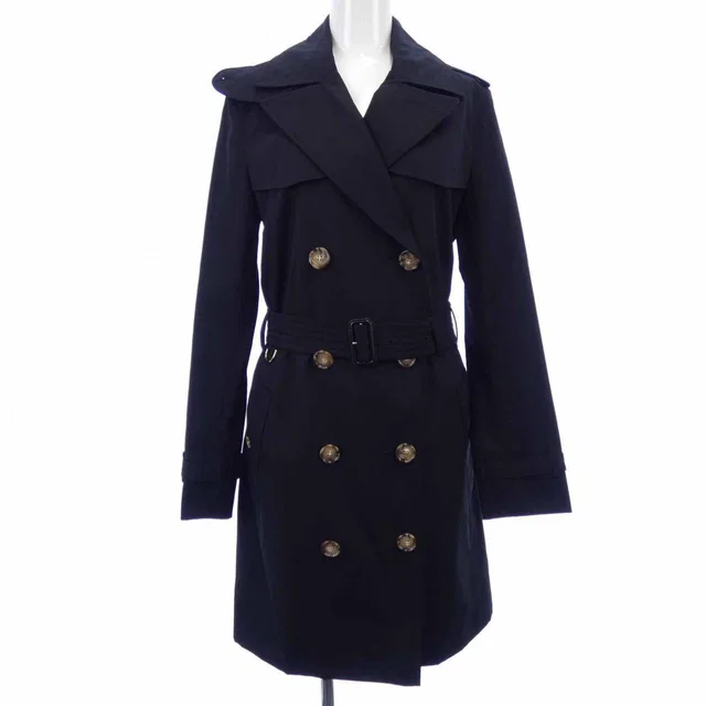 Burberry Trench Coat from LuxUness