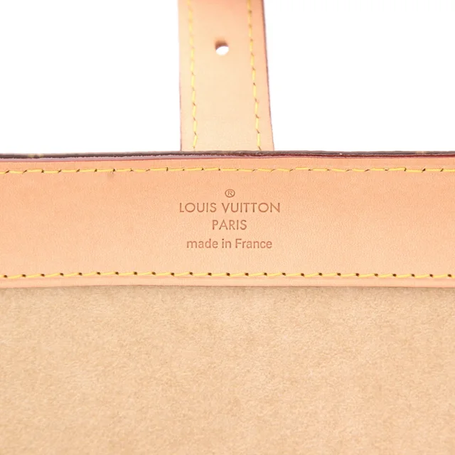 Louis Vuitton case in Monogram canvas and natural leather in Beige Coated canvas from Collector Square, photo 3 of 4
