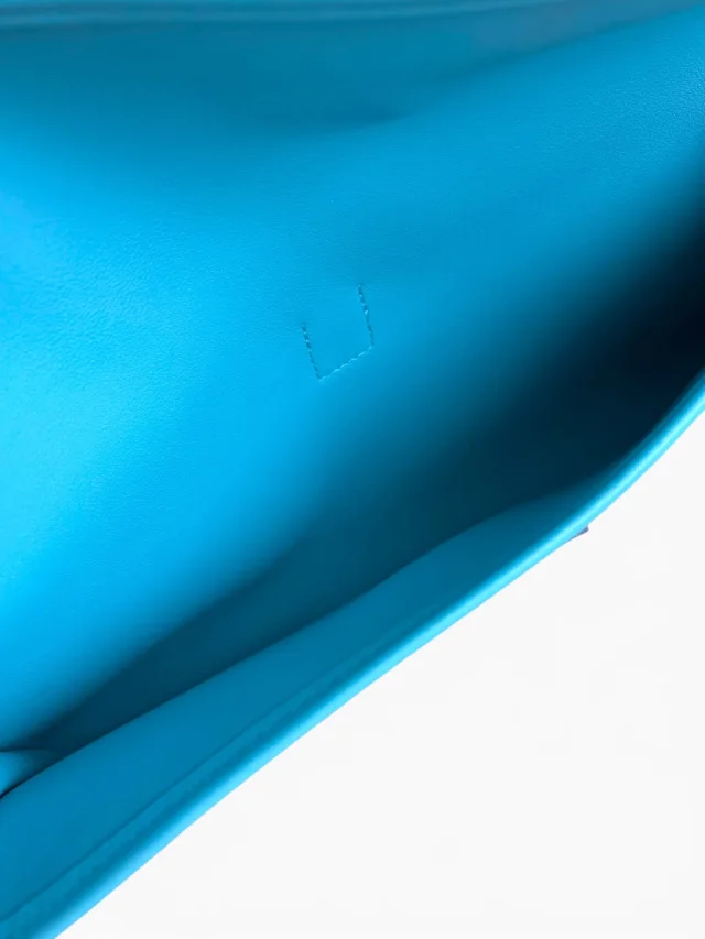 Hermès Bleu Saint Cyr Swift Jige Elan Clutch 29 in Blue Swift leather from Season 2 Consign, photo 6 of 6