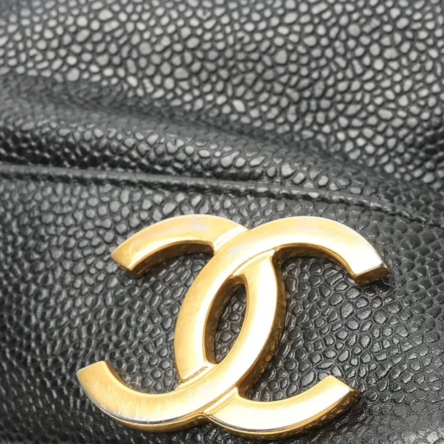 Chanel CC Caviar Bucket Bag in Caviar leather from A Retro Tale, photo 9 of 12
