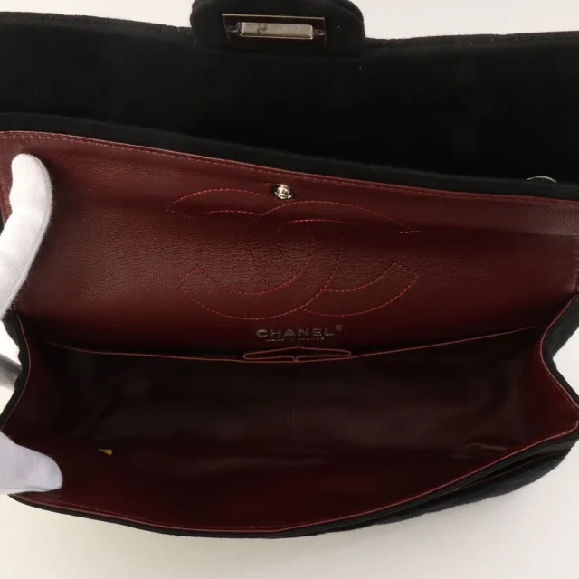 Chanel Around 2009 cotton double flap 2.55 chain shoulder bag Black from VINTAGE QOO TOKYO, photo 5 of 14