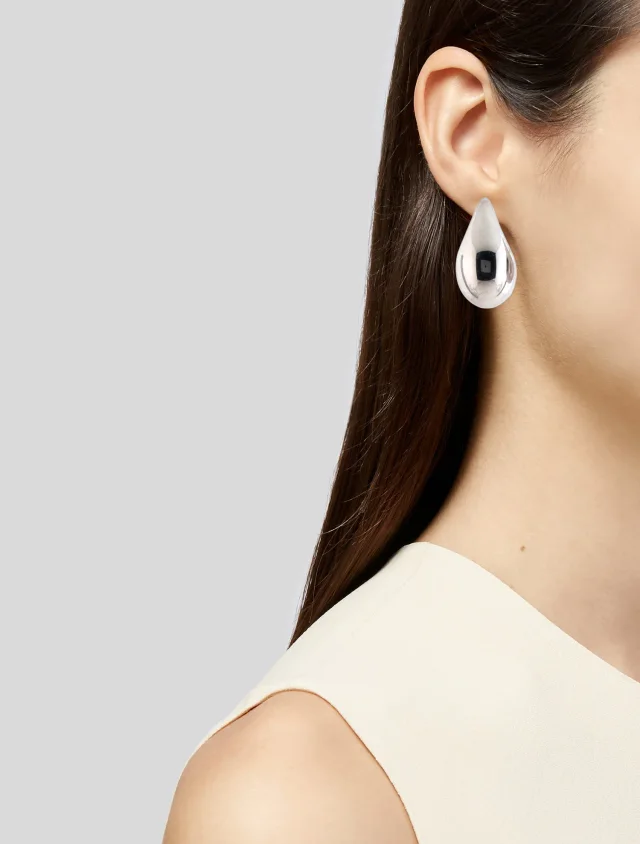Bottega Veneta jewelry from The RealReal, photo 2 of 3