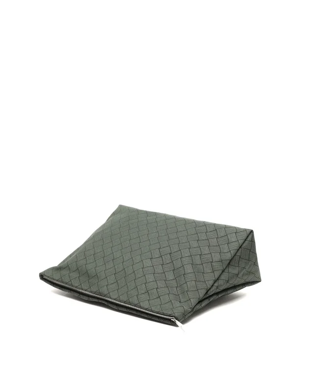 Bottega Veneta Large Travel Pouch in Canvas from A Retro Tale, photo 4 of 8