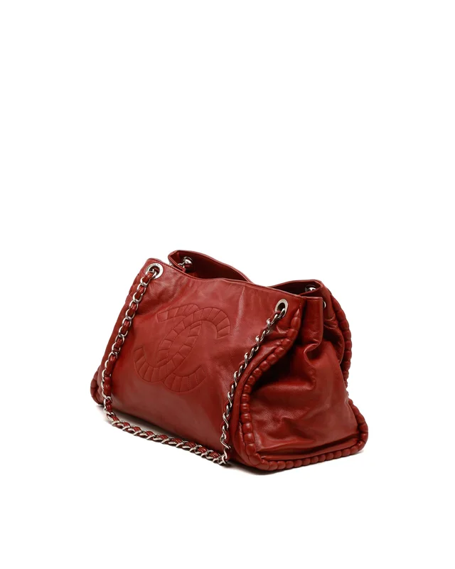 Chanel CC Paris-Shanghai On The Bund Bag in Leather from A Retro Tale, photo 2 of 8
