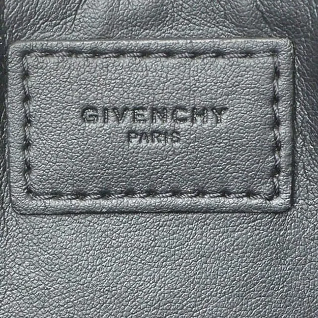 Givenchy Floral Clutch in Coated canvas from A Retro Tale, photo 7 of 8