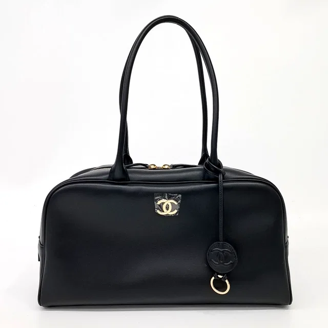 Chanel 샤넬 라지 볼링백 AS6211 from GUGUS