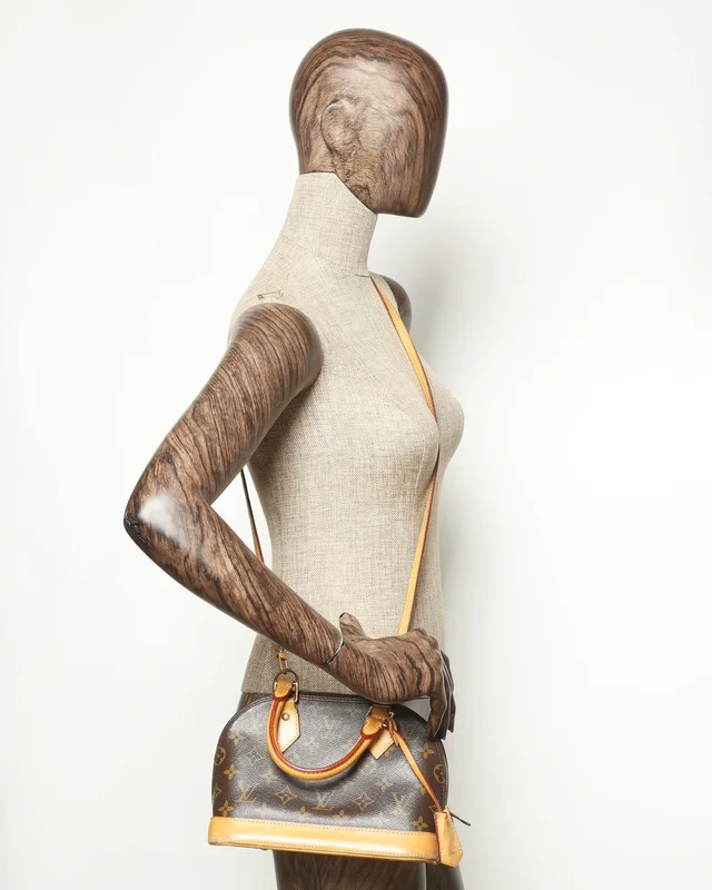 Louis Vuitton Vernis Alma BB Bag in Leather from A Retro Tale, photo 10 of 10