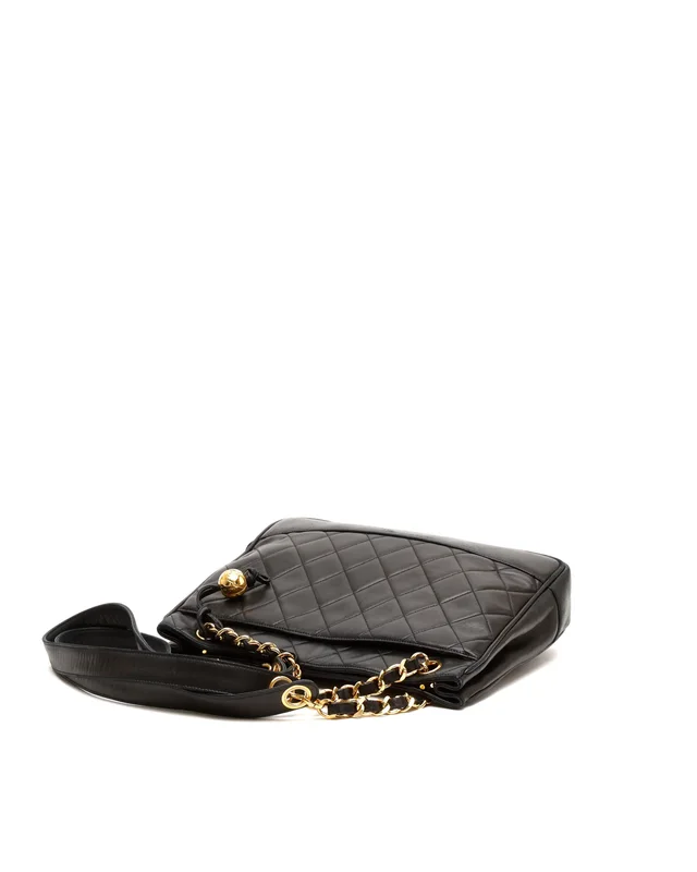 Chanel CC Timeless Tote Bag in Leather from A Retro Tale, photo 4 of 10