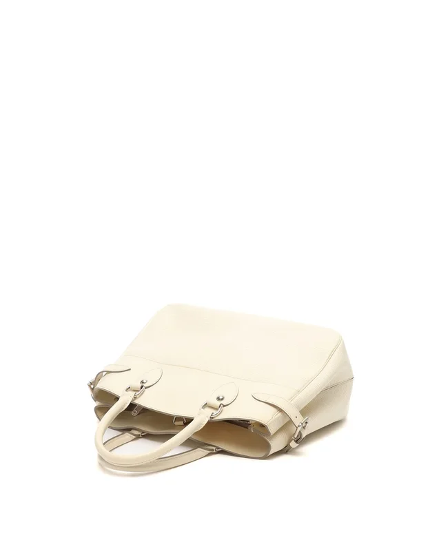 Louis Vuitton Epi Passy MM Handbag in Leather from A Retro Tale, photo 4 of 9