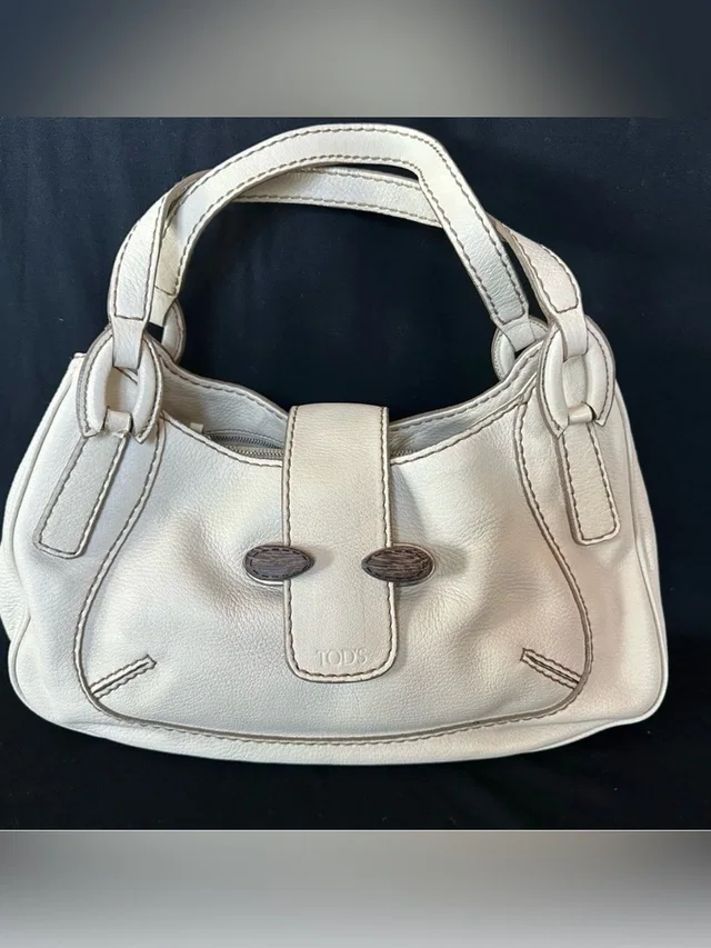 Tod's Cream Leather Shoulder Bag With Wood-Tone Accents in white Leather from Poshmark