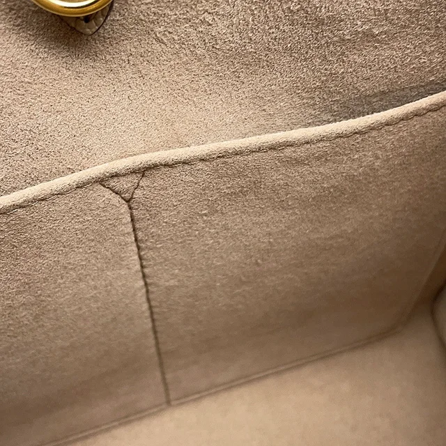Louis Vuitton Onthego Tourterelle claimM45779 Bicolor Monogram Empreinte Leather Monogram Giant Size PM in Leather from GALLERY RARE, photo 9 of 17