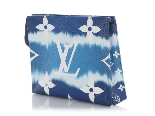 Louis Vuitton Escale Toiletry 26 in Canvas from Ann's Fabulous Finds, photo 3 of 9