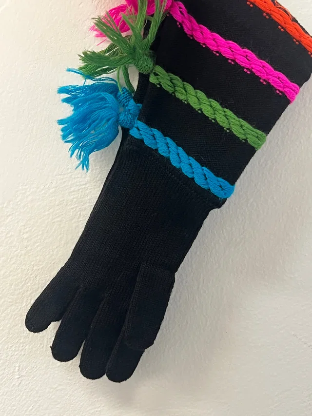 Saint Laurent wool gloves in Wool from Luxury Promise
