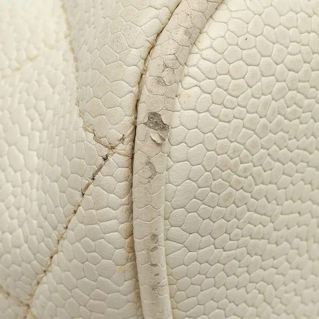 Chanel CC Caviar Tote Bag in Caviar leather from A Retro Tale, photo 7 of 11