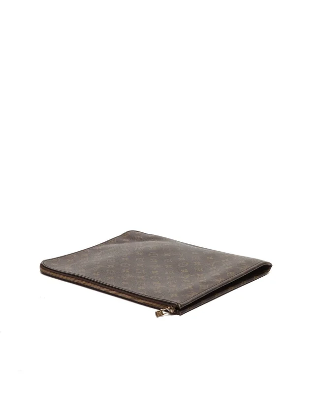 Louis Vuitton Monogram Laptop Case, 17-inch in Coated canvas from A Retro Tale, photo 4 of 12