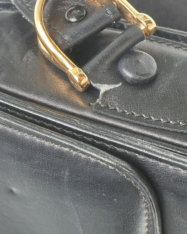 Celine Carriage Classic Shoulder Bag in Leather from A Retro Tale, photo 6 of 8