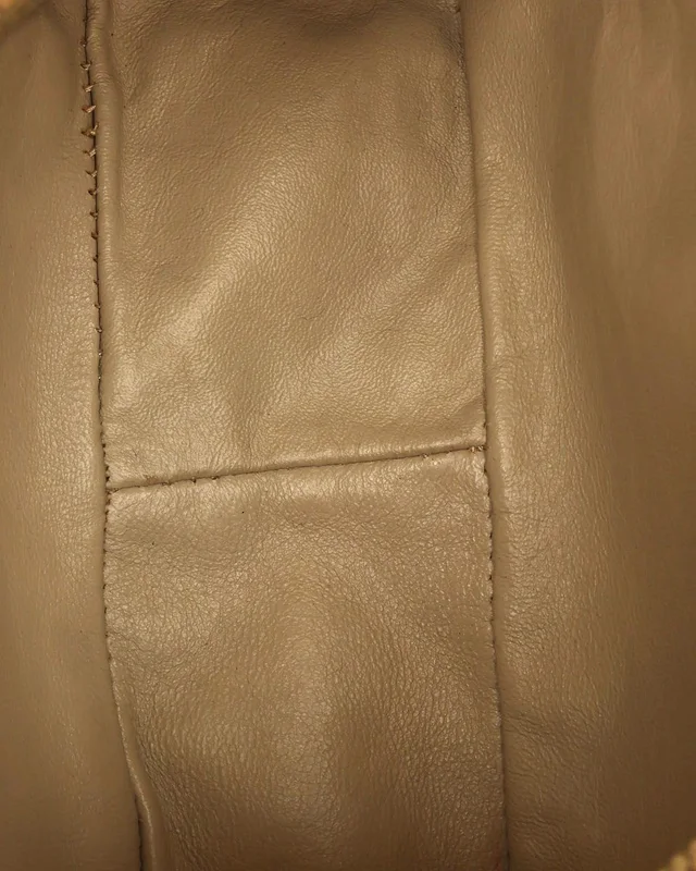 Chanel CC Tassel Camera Bag in Leather from A Retro Tale, photo 10 of 11
