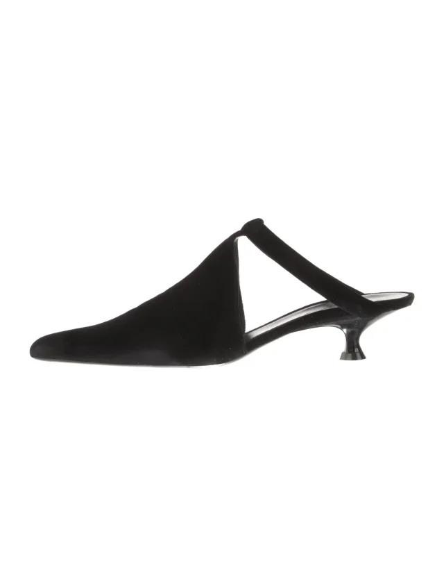 Khaite shoes in black Velvet from The RealReal