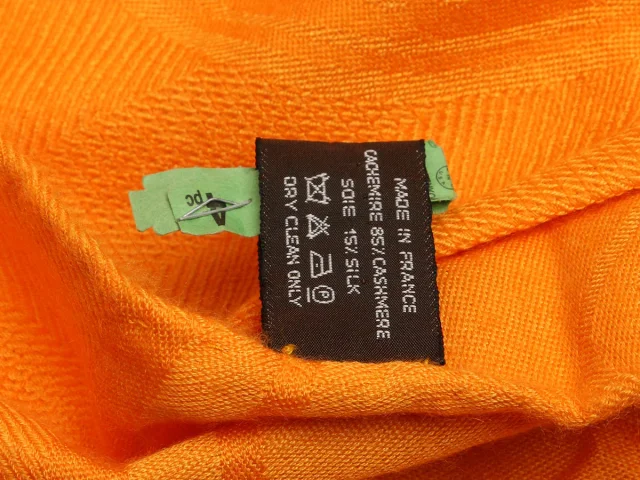 Hermès New Libris Stole in Orange Silk from Ann's Fabulous Finds, photo 3 of 5