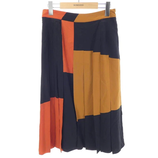 Bottega Veneta Silk Skirt in Silk from LuxUness