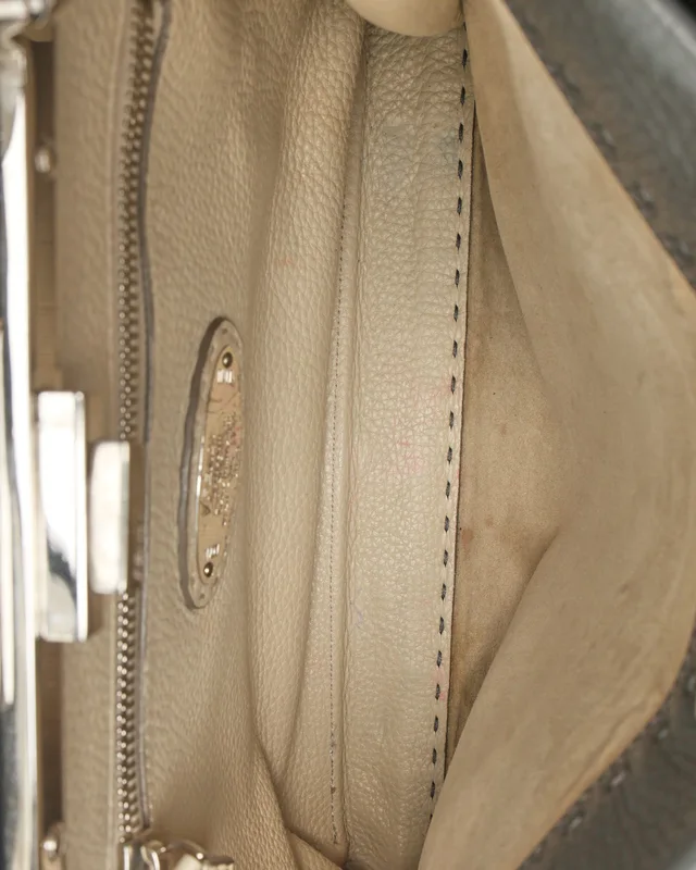 Fendi Medium Peekaboo Selleria Bag in Caviar leather from A Retro Tale, photo 8 of 9