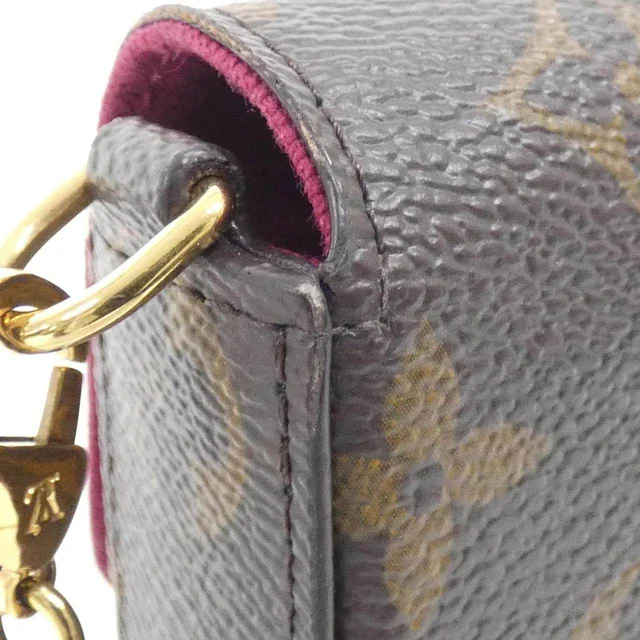 Louis Vuitton Monogram Shoulder Bag in Brown Canvas from LuxUness, photo 6 of 9