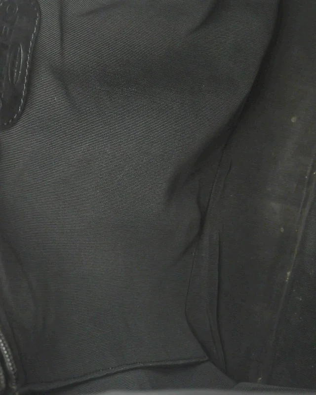 Chanel Messenger Bag in Leather from A Retro Tale, photo 6 of 7
