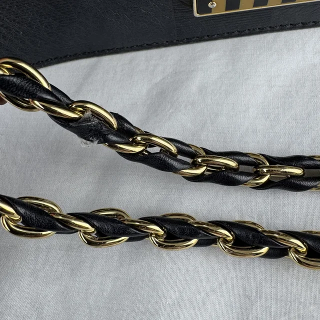 Fendi Pequin Large Claudia Shoulder Bag in Calfskin leather, Metal from Reowned, photo 8 of 17