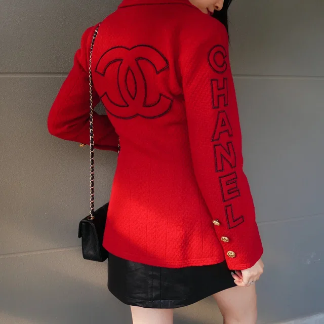 Chanel Fall 1994 logo double-breasted tweed jacket in Tweed from AMORE Vintage Tokyo