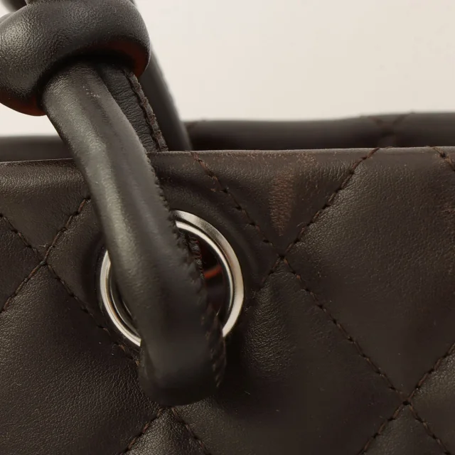 Chanel tote bag L, brown, made around 2005 in Brown Lambskin from VINTAGE QOO TOKYO, photo 16 of 19