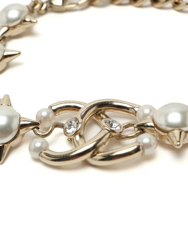 Chanel Coco Mark Pearl Bracelet from A Retro Tale, photo 3 of 3