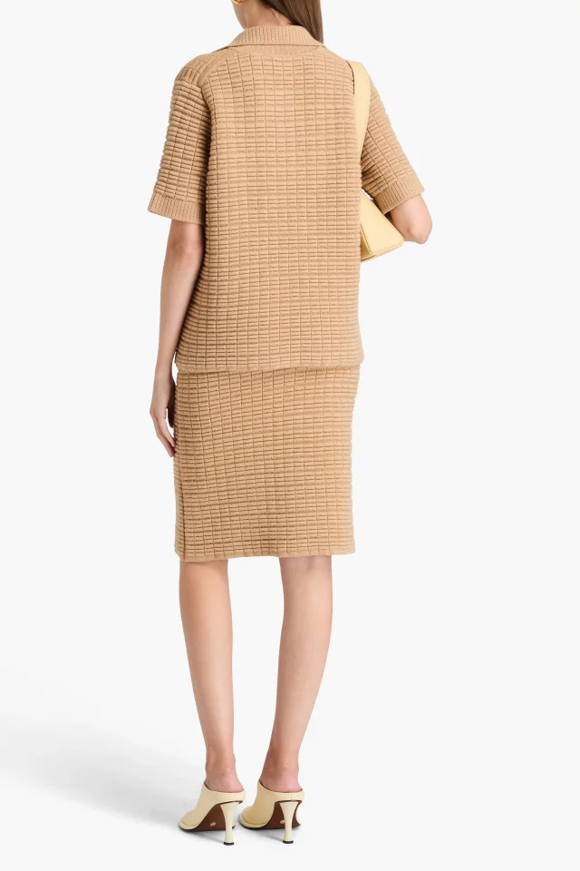 Khaite Textured-Knit Cashmere-Blend Skirt in Beige, photo 3 of 4 from THE OUTNET