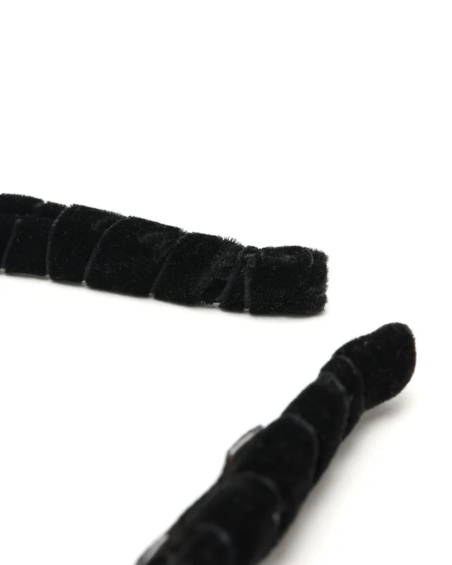 Miu Miu Velvet Pearl Headband in Velvet from A Retro Tale, photo 4 of 4