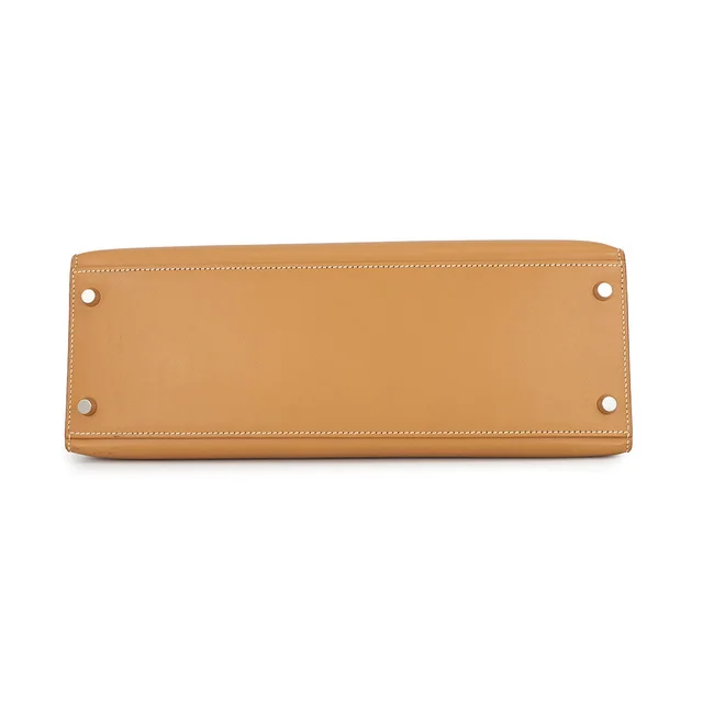 Hermès Kelly Sellier Natural Chamonix Leather Size 32 in Beige Leather from GALLERY RARE, photo 2 of 2