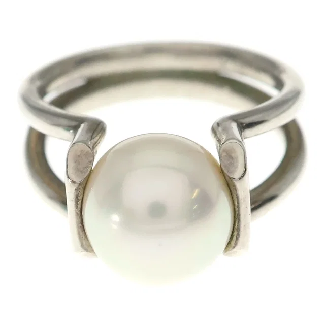Tiffany & Co. HardWear Fresh Water Pearl Ring Silver in Silver from The Reluxe