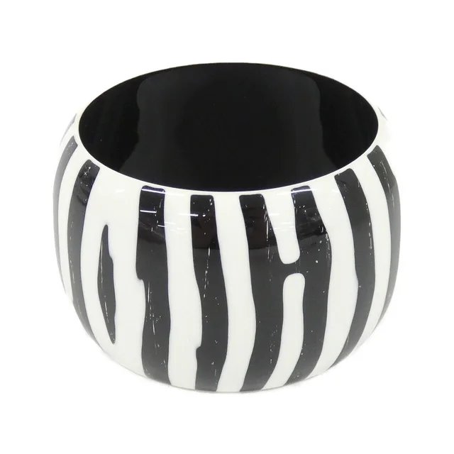 HERMES bangle in WHITE+BLACK lacquer wood from KOMEHYO