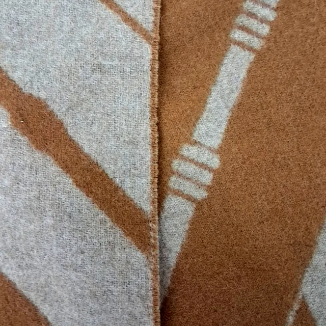 Hermès cashmere scarf from GUGUS, photo 3 of 3