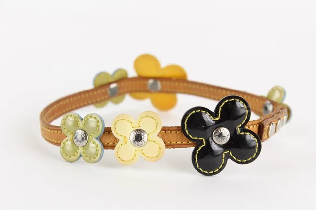 Louis Vuitton Monogram Vernis Fleur Wrap Bracelet in Leather from Bagriculture