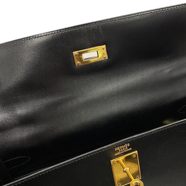 Hermès Kelly Sellier Black Box Calf Leather Size 32 in Black Box leather from GALLERY RARE, photo 9 of 21