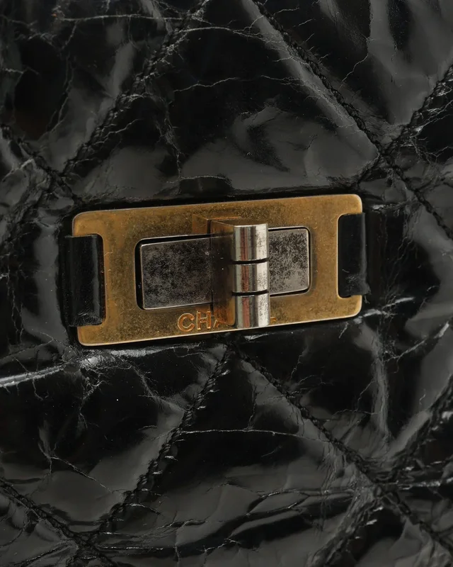 Chanel 2.55 Reissue Glazed Tote Bag in Leather from A Retro Tale, photo 6 of 12