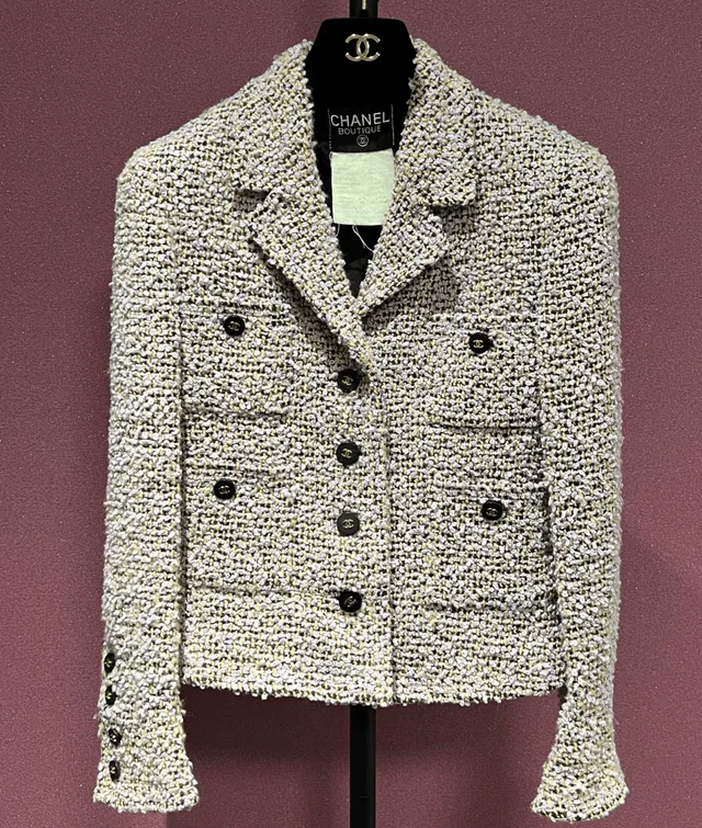Chanel 1994 Tweed Boucle Jacket 36 in Tweed from Luxury Promise
