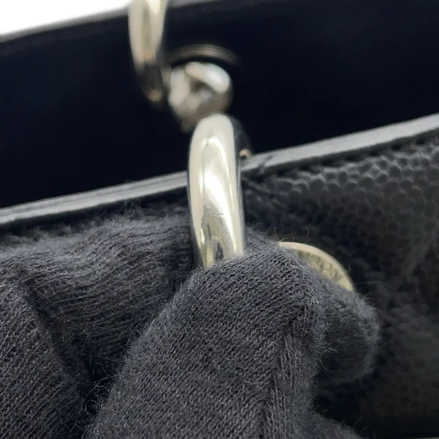 Chanel GST Chain Tote BlackA50995 Caviar Leather in Caviar leather from GALLERY RARE, photo 11 of 16