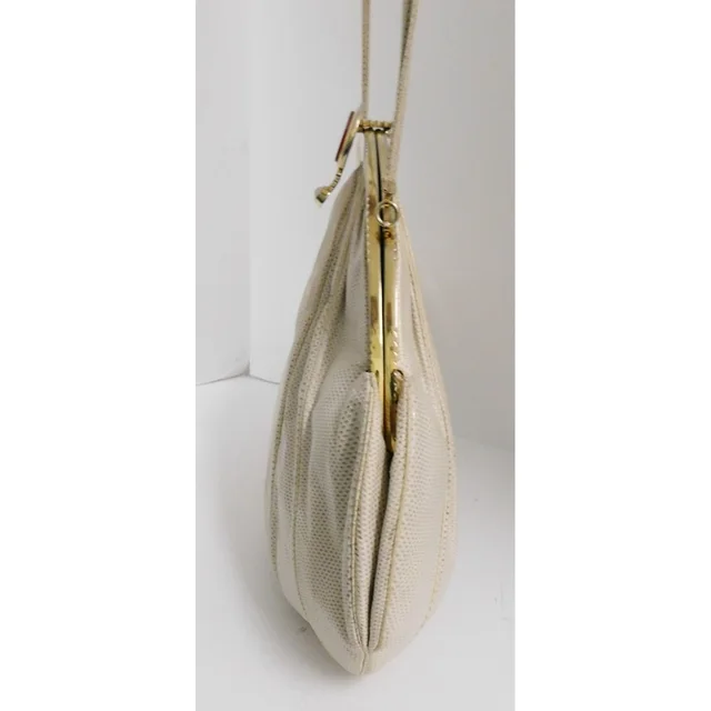 Judith Leiber Large Beige Karung Leather Pink Quartz Cameo Clutch Shoulder Bag in gold|pink|red Leather from Poshmark, photo 8 of 13