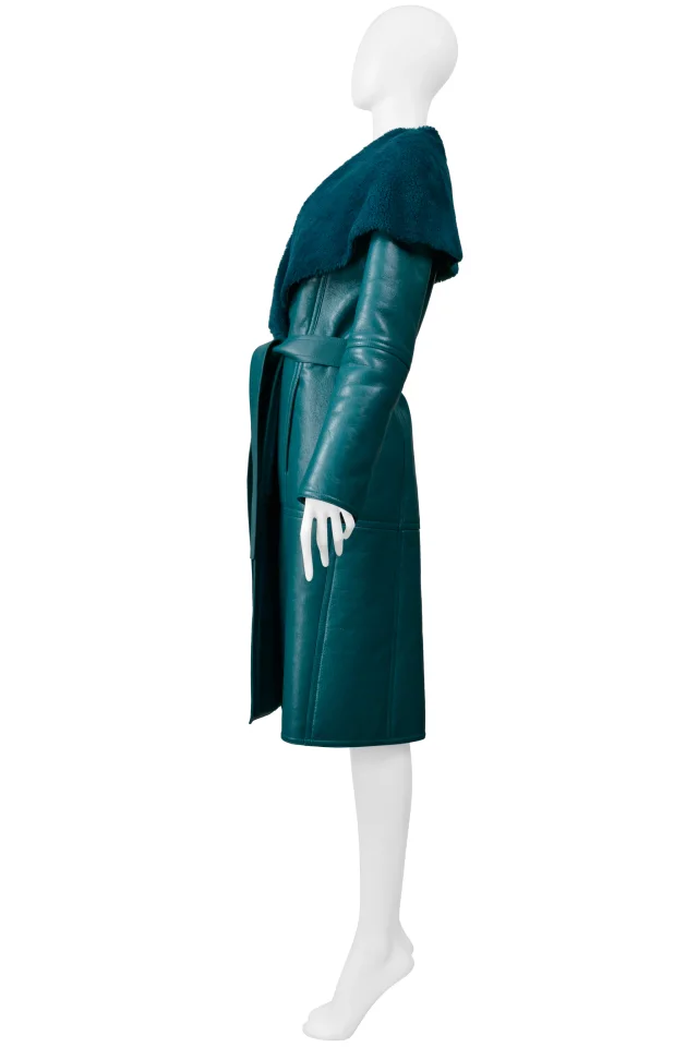 Balenciaga Green Leather Shearling Coat With Belt 2019 in Green Leather from Resurrection Vintage, photo 7 of 8
