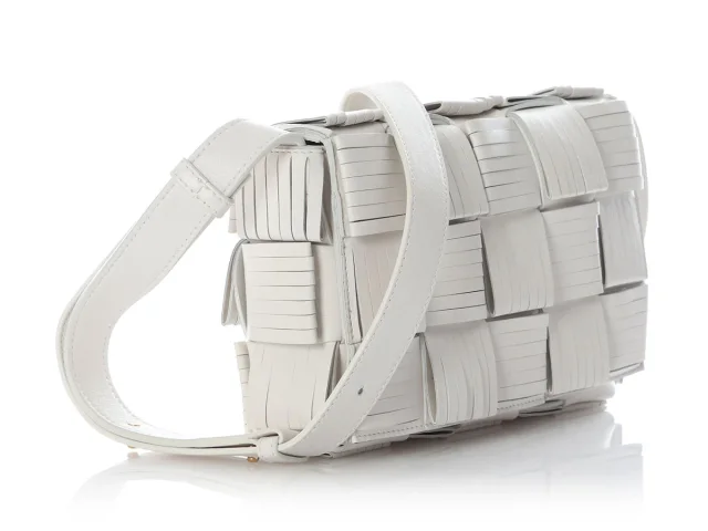 Bottega Veneta Maxi White Fringed Intrecciato Nappa Cassette Bag in White Nappa leather from Ann's Fabulous Finds, photo 5 of 9